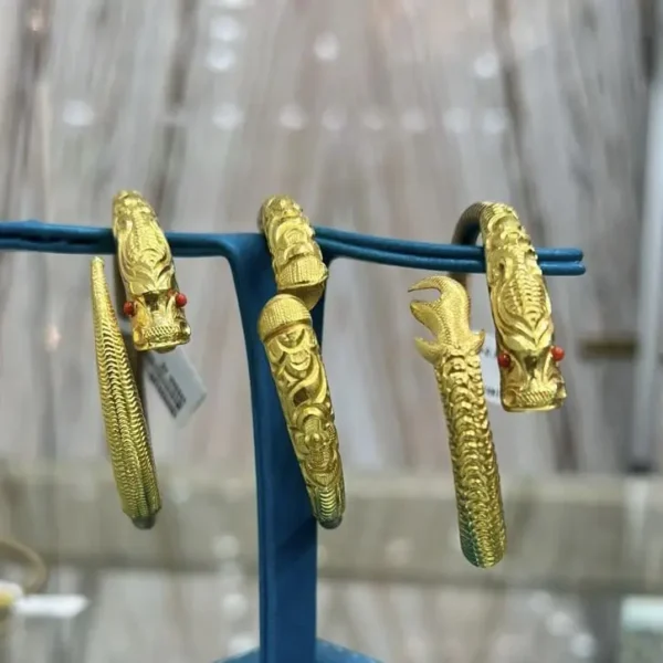 Pancha Ratna bangle