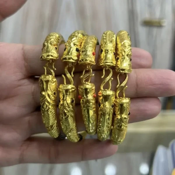 Hattiko puchar bangle Braslet Gold